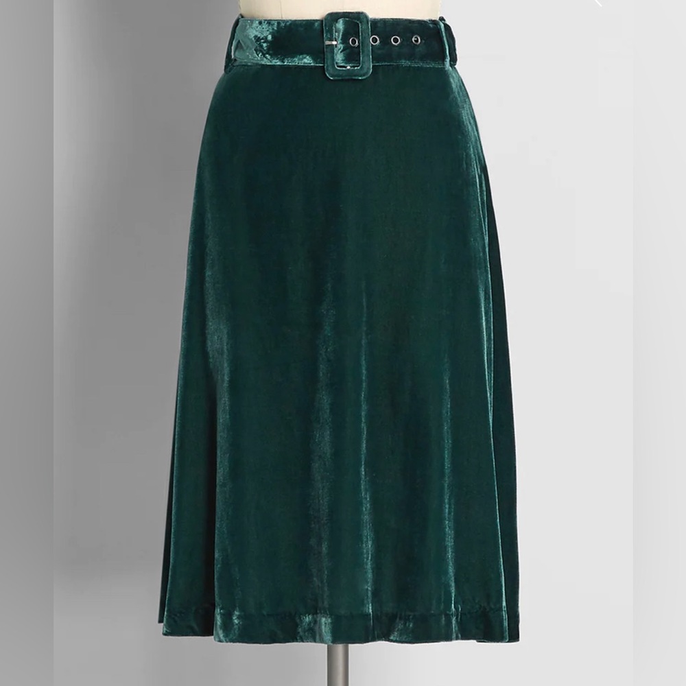 ModCloth green velvet belted skirt